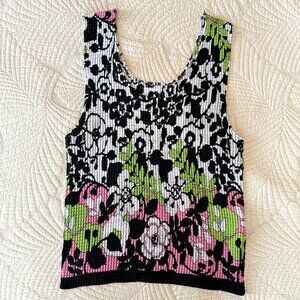 Retro Floral Sleeveless Magic Popcorn Bubble Crinkle Top One Size